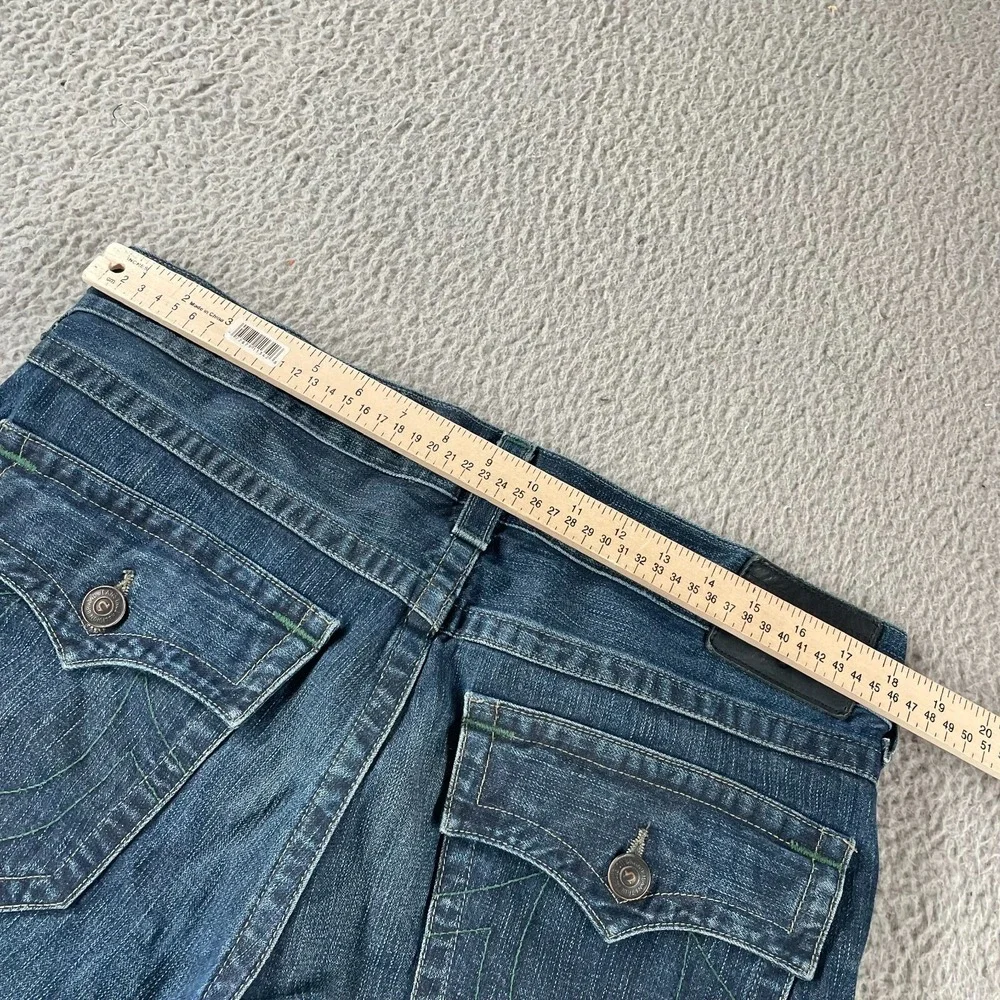 True Religion Men's Geno Flap SE Jeans Denim Blue Wash Size 34 Relax Slim Distre